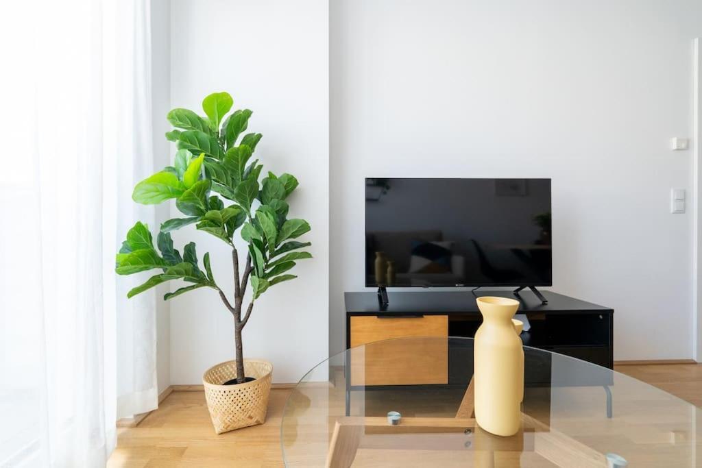 Spotless 1br, Quick Link By Hm Appartement Vienne