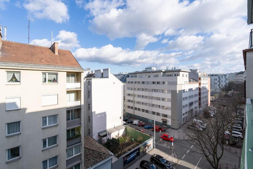 Spotless 1br, Quick Link By Hm Appartement